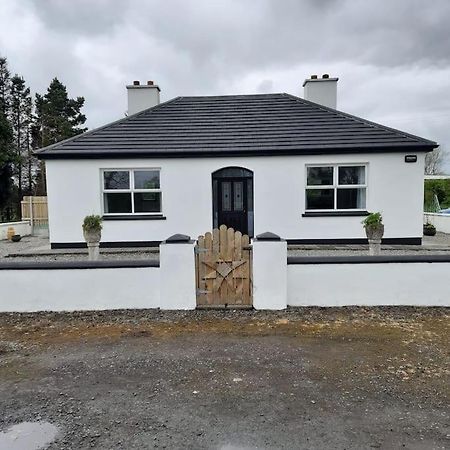 Cheerful Three Bedroom Country Cottage Ballina  Dış mekan fotoğraf