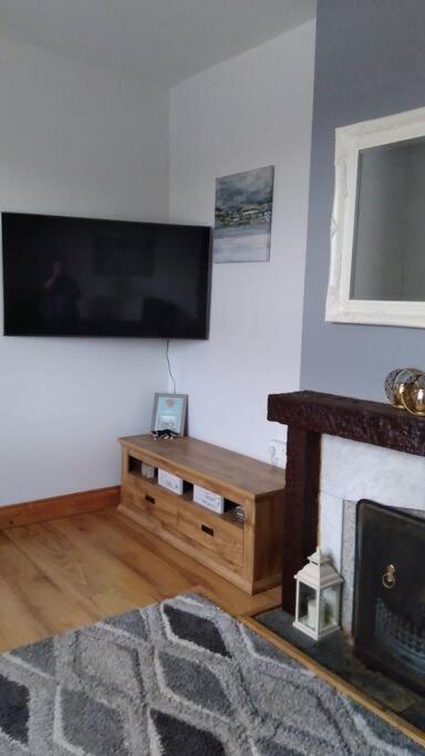 Cheerful Three Bedroom Country Cottage Ballina  Dış mekan fotoğraf